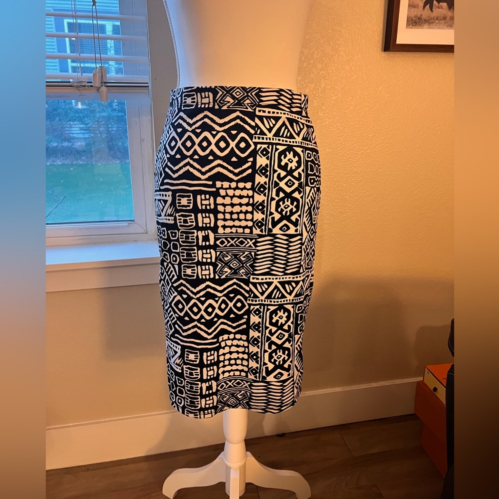 Fun Aztec-ish skirts! Size medium. Forever21 and Pink